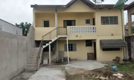 Casa Sobrado 107m2 4 Dorms 2 Banheiros, 2 Salas, 3 Vagas, Quintal Grande, Terreno 250m2, São 2 Casas térrea e 1º andar.