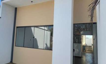 Casa Térrea Nova 75m2 2 Dorms, Sala, Cozinha, Banheiro, 1 Vaga Descoberta, Murada, Calha na Casa Toda, Terreno 125m2.
