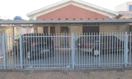 Casa Térrea 150m2 3 quartos, Sala, Cozinha, Copa, Área de serviço, WC social, Vaga de garagem coberta para 02 carros, Localização: próximo ao CIEP