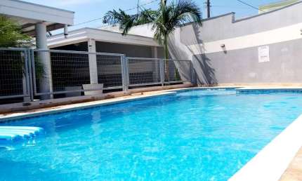 Salão de Eventos 227m2 2 Doms, Área Gourmet, Cozinha, Sala, 1 Banheiro social, 02 lavabos, 02 banheiros PCD com ducha, Piscina, Terreno 440m2, Habites
