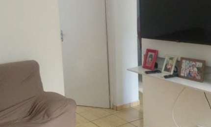 Apartamento com 49m² ?	1° andar ?	02 dormitórios (casal planejado) ?	Sala ?	Cozinha planejada ?	Área de serviço ?	Banheiro ?	01 vaga de garagem cobert