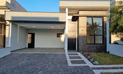 Casa Térrea 150m2 3 Dorms 1 Suíte, Sala Ampla, 2 Banheiros, Cozinha Planejada, Ilha, Cooktop, Área Gourmet c/Churrasqueira, Quintal, Terreno 250m2