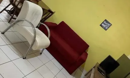 Casa Térrea 60m2 2 Suítes, Sala, Cozinha, Lavabo, Quintal, Mobiliada
