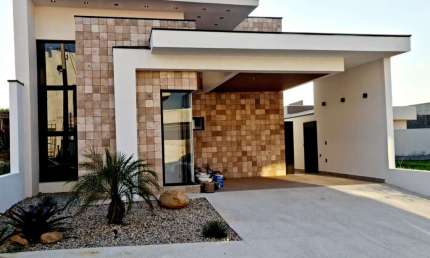 Venda de Casa em Condomínio na Vila Real, Hortolândia-SP: 3 Quartos, 1 Suíte, 2 Salas, 3 Banheiros, 4 Vagas, 160m² Área