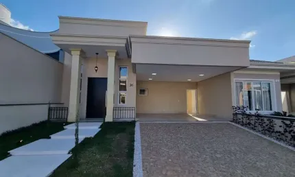 Casa de alto padrão em condomínio na Vila Real, Hortolândia-SP: 3 quartos, 1 suíte, 3 salas, 3 banheiros, 4 vagas, 155 m².