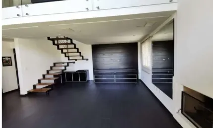 Apto 86m2 Loft 1 Dorms, Banheiro, Sala, Cozinha Americana Planejada, Forno, Cooktop Fogão Eletrico, Ar Cond, Box, Chuveiro, Armario Banheiro,Lavabo.