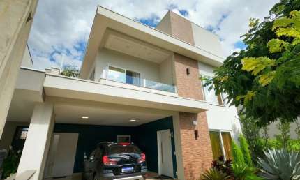 Casa Duplex 232m2 3 Dorms 1 Suíte, banheiro social, lavabo, despensa, área de serviço, depósito, oficina, área gourmet, varanda, sala de estar