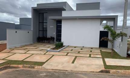 Casa 127,25m2 no Condomínio Reserva dos Ypês 2, 3 Suítes, Cozinha Americana, Área Gourmet com Spa e Churrasqueira, Ótima Localização