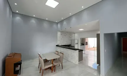Casa 144,98m2, 3 Dormitórios, 1 Suíte, Cozinha Americana Planejada, Área Gourmet com Piscina e Churrasqueira, 3 Vagas, Ótima Localização
