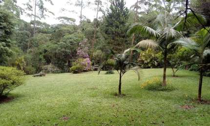 Terreno de 1800m2, Ótima Localização, Pronto para Construir