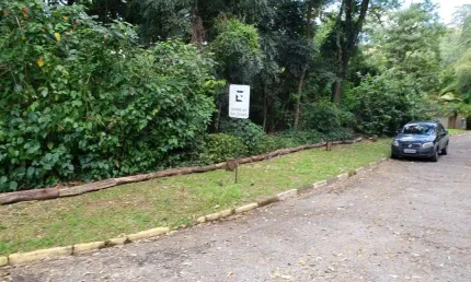 Terreno 1200m2, Condomínio Fechado, Ótima Localização