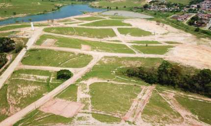 Terreno em Condomínio de Luxo no Jardim das Laranjeiras, Hortolândia-SP: 500m² de Pura Exclusividade! Permuta parte em Veiculos!