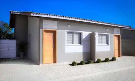 Casa em Condomínio à Venda em Atibaia-SP, Jardim Colonial: 2 Quartos, 1 Suíte, 2 Salas, 2 Banheiros, 1 Vaga, 51,76m².