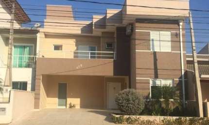 Sobrado 3 Dorms 2 Suítes 190m2 250m2 Terreno 4 Vagas