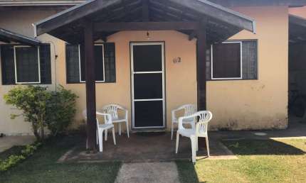 Casa em condomínio à venda em Sumaré-SP, 2 quartos, 1 suíte, 2 salas, 2 banheiros, 1 vaga de garagem, 62m². Venha conhecer!