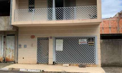 Casa à Venda em Tatuí-SP - Residencial São Conrado: 4 Quartos, 1 Suíte, 1 Sala, 2 Banheiros, 1 Vaga de Garagem, 100m².