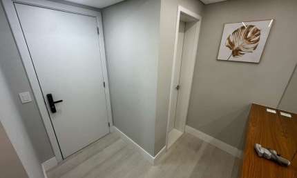 Apartamento à venda em Hortolândia-SP no Parque Gabriel: 2 quartos, 1 suite, 2 salas, 2 banheiros, 2 vagas de garagem, 124m². Venha Conferir!
