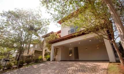 Imperdível oportunidade de compra: Casa de luxo em condomínio no Alphaville Dom Pedro, Campinas-SP - 4 quartos, 4 suítes, 3 salas, 6 banheiros, 4 vagas, 400m².
