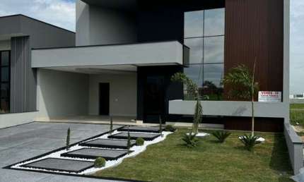 Luxuosa Casa em Condomínio à Venda em Indaiatuba-SP  Jardim Res. Dona Maria Candida  3 Quartos, 1 Suíte, 2 Salas, 3 Banheiros, 4 Vagas, 200m².