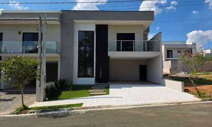 Casa em Condomínio à Venda em Hortolândia-SP - Parque Olívio Franceschini: 3 Quartos, 1 Suíte, 2 Salas, 2 Banheiros, 4 Vagas, 175m²!