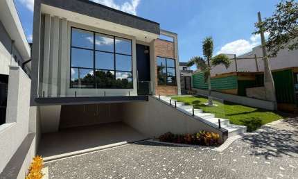 Casa de Luxo no Swiss Park: 3 quartos, 3 suítes, 3 salas, 4 banheiros, 4 vagas, 274m² em Campinas-SP. Venha Conhecer!
