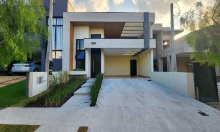Casa de alto padrão em condomínio na Vila Monte Alegre, Paulínia-SP: 3 quartos, 3 suítes, 3 salas, 3 banheiros, 4 vagas e 149,58 m².