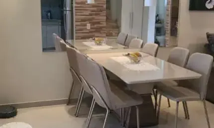 Casa de alto padrão em condomínio no Jardim Interlagos, Hortolândia-SP: 3 quartos, 1 suíte, 3 salas, 2 banheiros, 2 vagas, 90m².