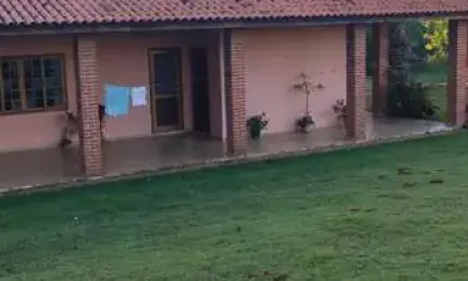 EXCELENTE SÍTIO A VENDA NA REGIÃO DE TATUÍ-SP ??     Dupla Aptidão: Agricultura e Pecuária   Área Total: 37 Alqueires ou 90 Hectares   Agricultura: 15 Alqueires  Pastagem: 14 Alqueires   App e Reserva