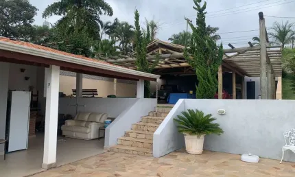 Chácara à venda em Jarinu-SP, Recreio Santo Antônio: 1 quarto, 1 suíte, 1 sala, 1 banheiro, 5 vagas de garagem, 100m².