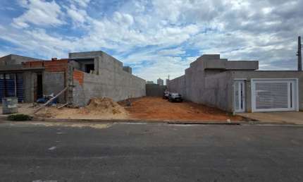 Terreno à venda em Hortolândia-SP, no Jardim das Figueiras II, com 200,00 m² de área!