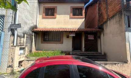 Imperdível oportunidade: Casa à venda em Santo André-SP, Parque Erasmo Assunção, 3 quartos, 1 suíte, 1 sala, 3 banheiros, 130m².
