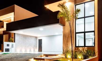 Casa em Condomínio de Luxo em Monterrey, Monte Mor-SP: 3 quartos, 1 suíte, 2 salas, 2 banheiros, 4 vagas de garagem, 150,00 m² de área.