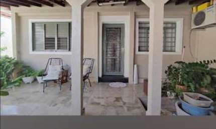 Imperdível oportunidade: Casa comercial à venda ou locação na Vila Santana, Sumaré-SP! 2 quartos, 1 suíte, 2 salas, 2 banheiros, 1 vaga, 120m².