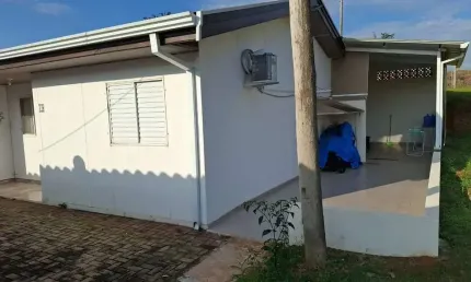 Casa em condomínio para locação em Sumaré-SP: 3 quartos, 1 suíte, 2 salas, 2 banheiros, 1 vaga de garagem, 100,00m².