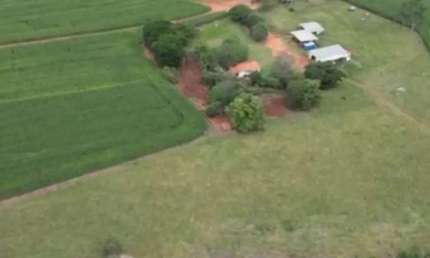*EXCELENTE FAZENDA A VENDA EM ITAPORANGA - SP* ??   Formação: Agricultura e Pecuária Bovina   Área Total: 128 Alqueires  Agricultura: 115 Alqueires  Restante: Pasto, App e Reserva   Topografia: Plana 
