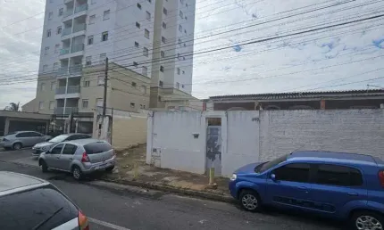 Barracão comercial à venda ou locação em Hortolândia-SP, Jardim Rosolém: 1 sala, 2 banheiros, 5 vagas e 190m² de área. Aproveite esta oportunidade!