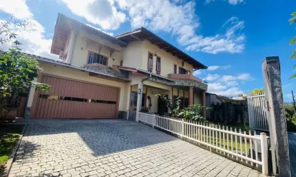 Casa para venda em joinville, santo antônio, 3 dormitórios, 1 suíte, 2 banheiros, 2 vagas