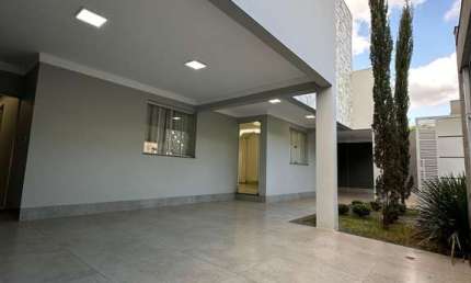 Casa de Alto Padrão à Venda no Bairro Alto Caiçaras – Patos de Minas