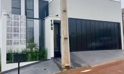 Luxuosa Residência à Venda no Bairro Afonso Queiroz – 3 Quartos, Suíte e Acabamento de Alto Padrão | Patos de Minas
