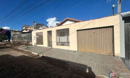 Casa à Venda no Bairro Nova Floresta – 3 Quartos, Suíte, Varanda Gourmet!