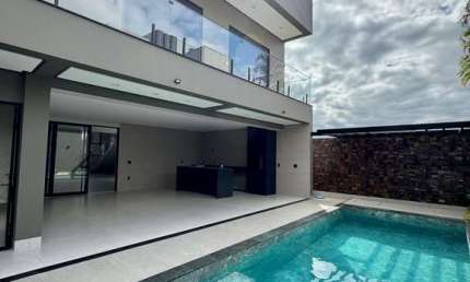 Casa de Alto Padrão à Venda no Chácaras Caiçaras em Patos de Minas – 5 Suítes, Piscina, Automação e Sustentabilidade