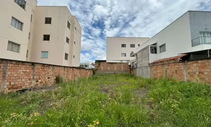 Terreno à venda no Ipanema, Patos de Minas 