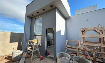 Casa Nova no Afonso Queiroz – 3 Quartos, Suíte e Acabamento Premium