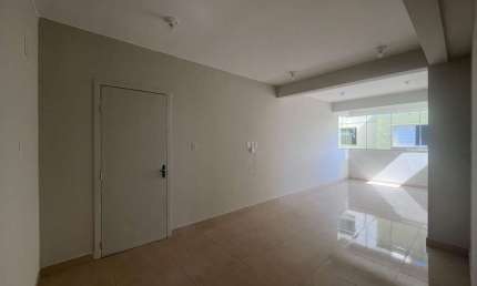 Apartamento à Venda com 3 Quartos no Centro de Patos de Minas – Suíte, Elevador, Piscina e 2 Vagas