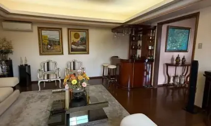 Casa à Venda no Bairro Sobradinho – 744m² de Lote, 507m² Construídos | Patos de Minas
