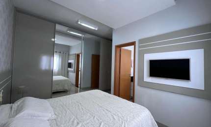 Apartamento Alto Padrão com 3 Quartos à Venda no Centro de Patos de Minas – 2 Vagas, Planejados e Elevador