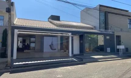 Casa com 3 quartos à venda no Ipanema, Patos de Minas 