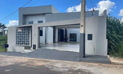 Casa de alto padrão à venda em patos de minas – 3 quartos, 2 suítes, vista para reserva e automação completa
