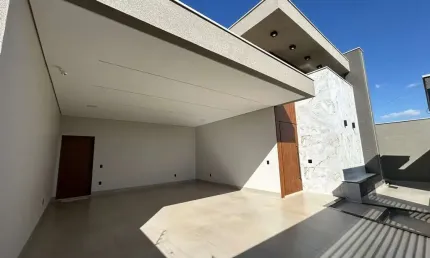 Casa à Venda no Residencial Gramado – 239m², 3 Suítes, Escritório e Móveis Planejados