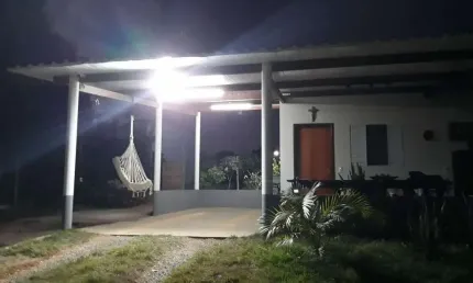 Chácara à Venda no Condomínio Flamboyant em Patos de Minas – 1.000m² com Área Gourmet e Pomar